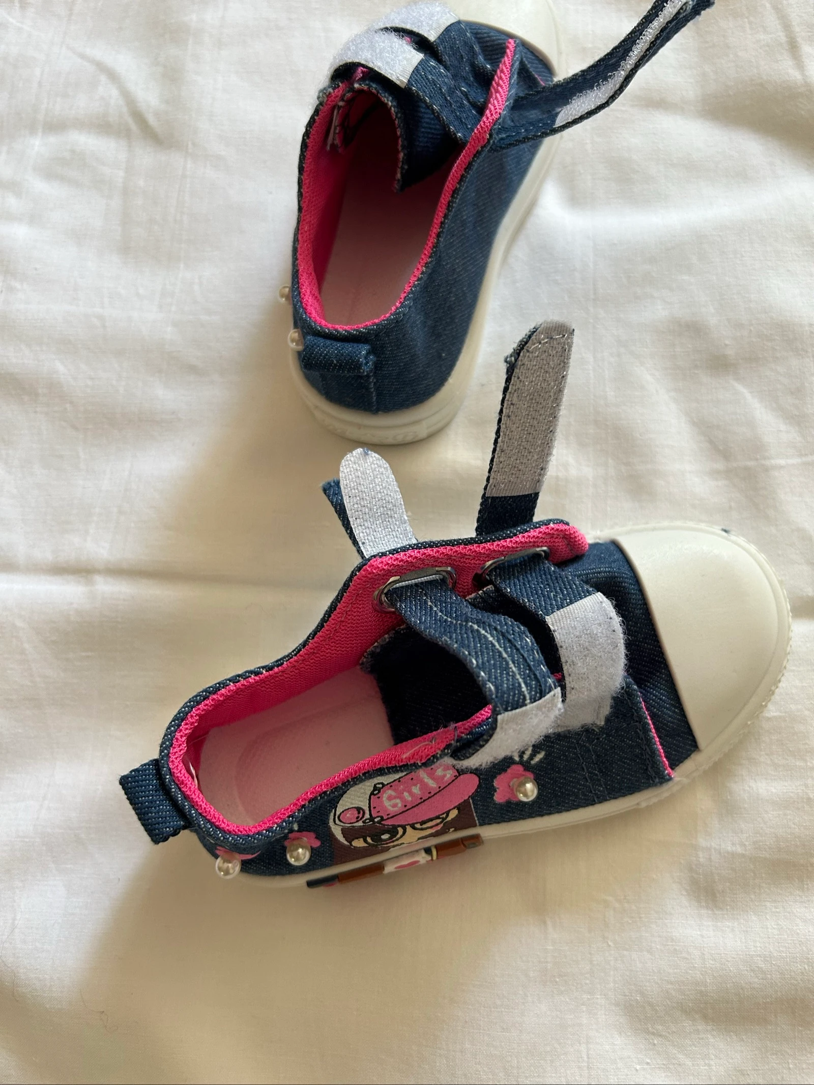 Children’s sneakers, size 26. Brand new – photo 4